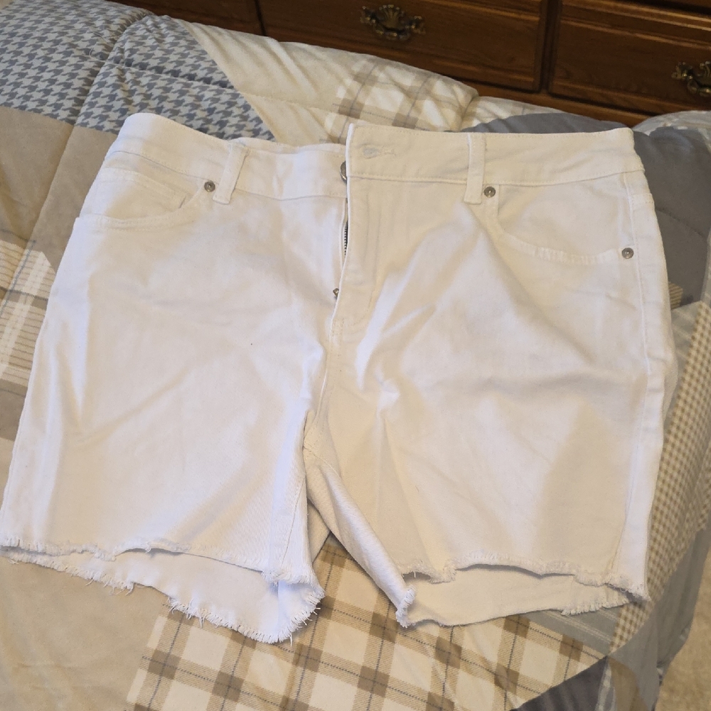 Style & Co. Women's Light Denim Jean Shorts
